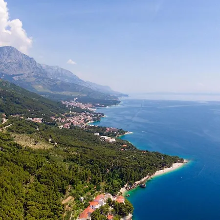 House With A Parking Space Brela, Makarska - 788 Casa de Férias *