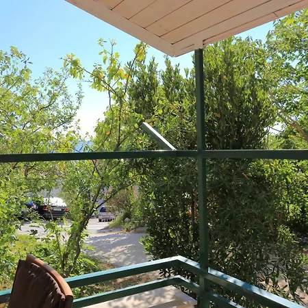 Holiday House With A Parking Space Brela, Makarska - 788 *