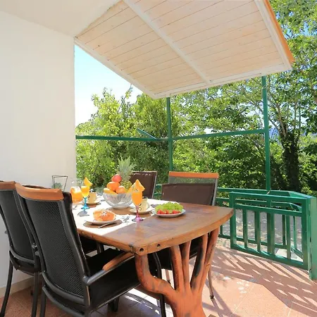 Casa de Férias House With A Parking Space Brela, Makarska - 788 *